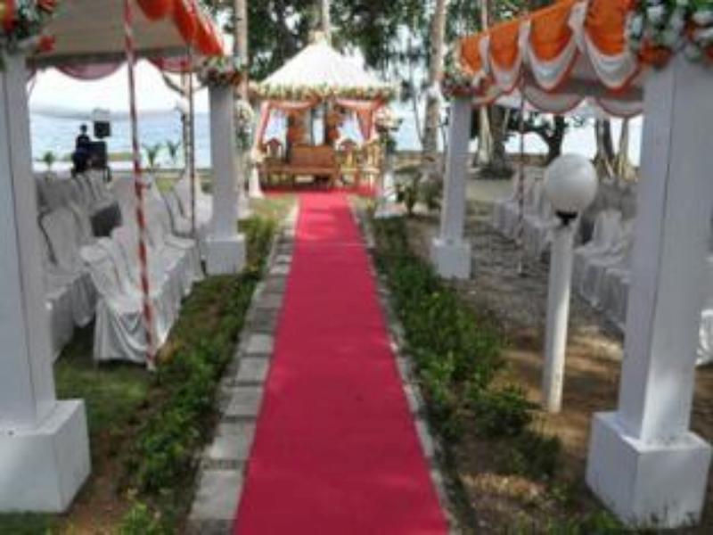 Oyo 1688 Collin Beach Hotel Ambon Esterno foto